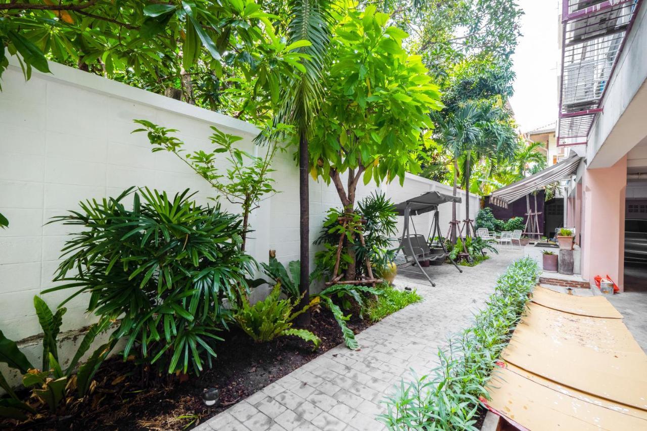 Oyo 1042 Boon'S Residence Bangkok Exteriér fotografie